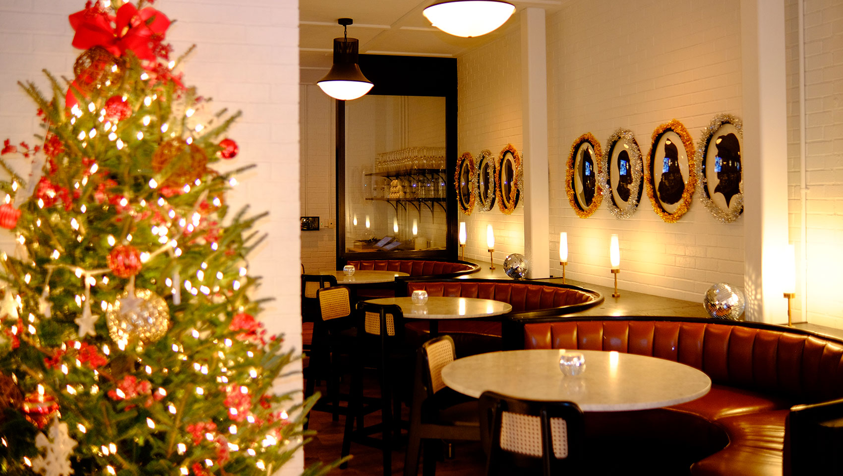 King Brasserie Dining Room with holiday decorations